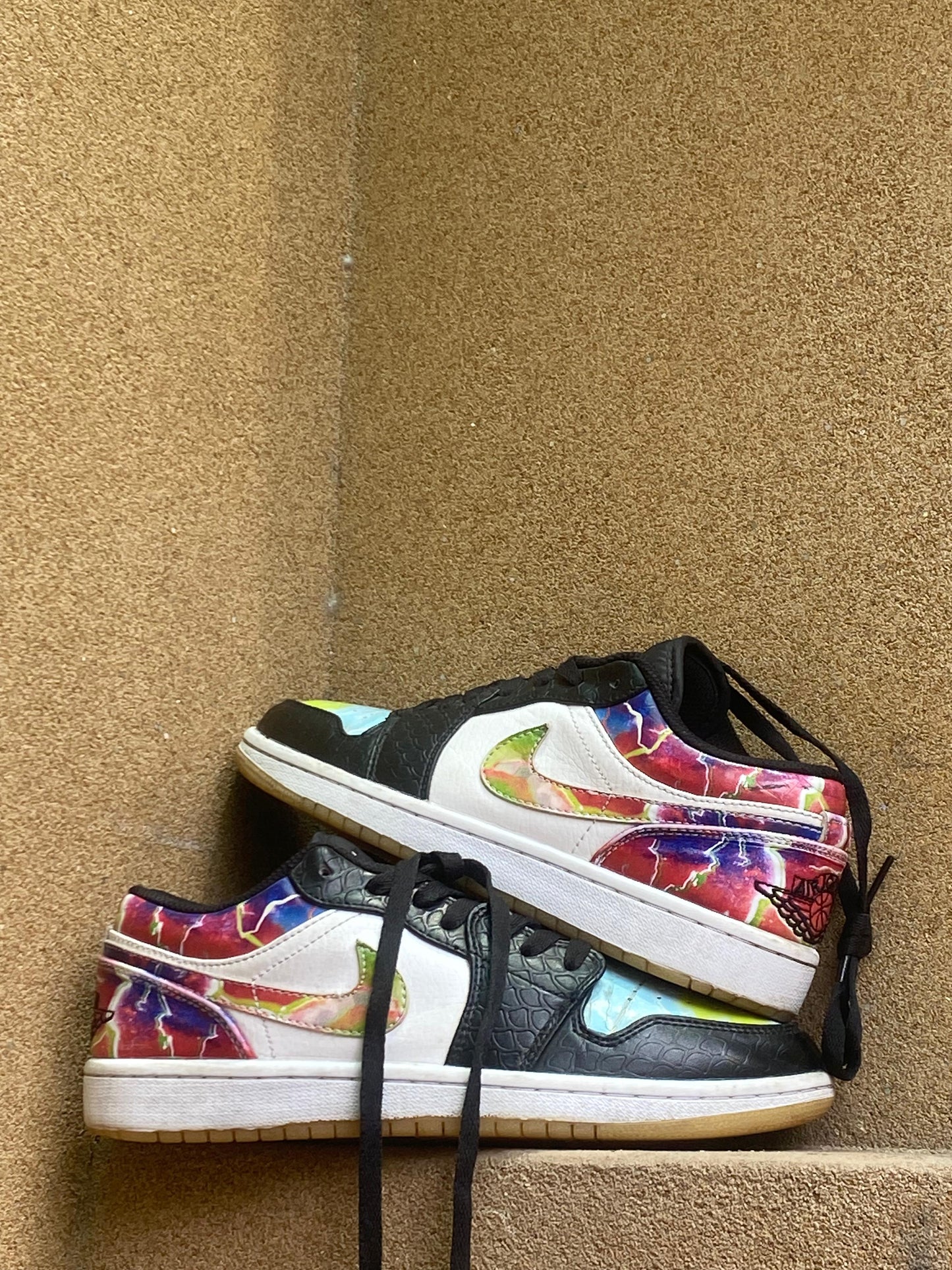 NIKE JORDAN 1 LOW GALAXY GLOW IN THE DARK PK 8 9