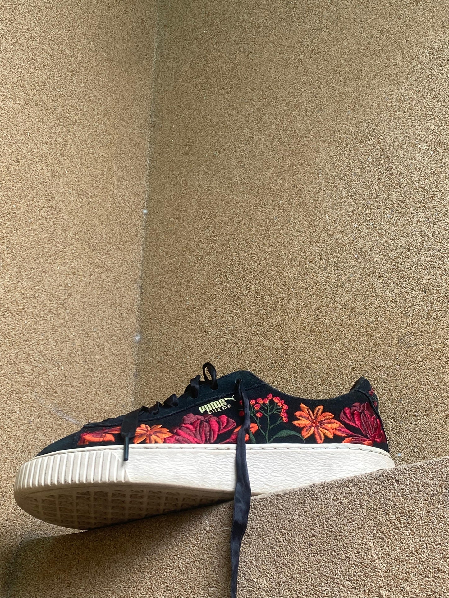 PUMA SUEDE FLORAL VENTI LIMITED β PK 7 8