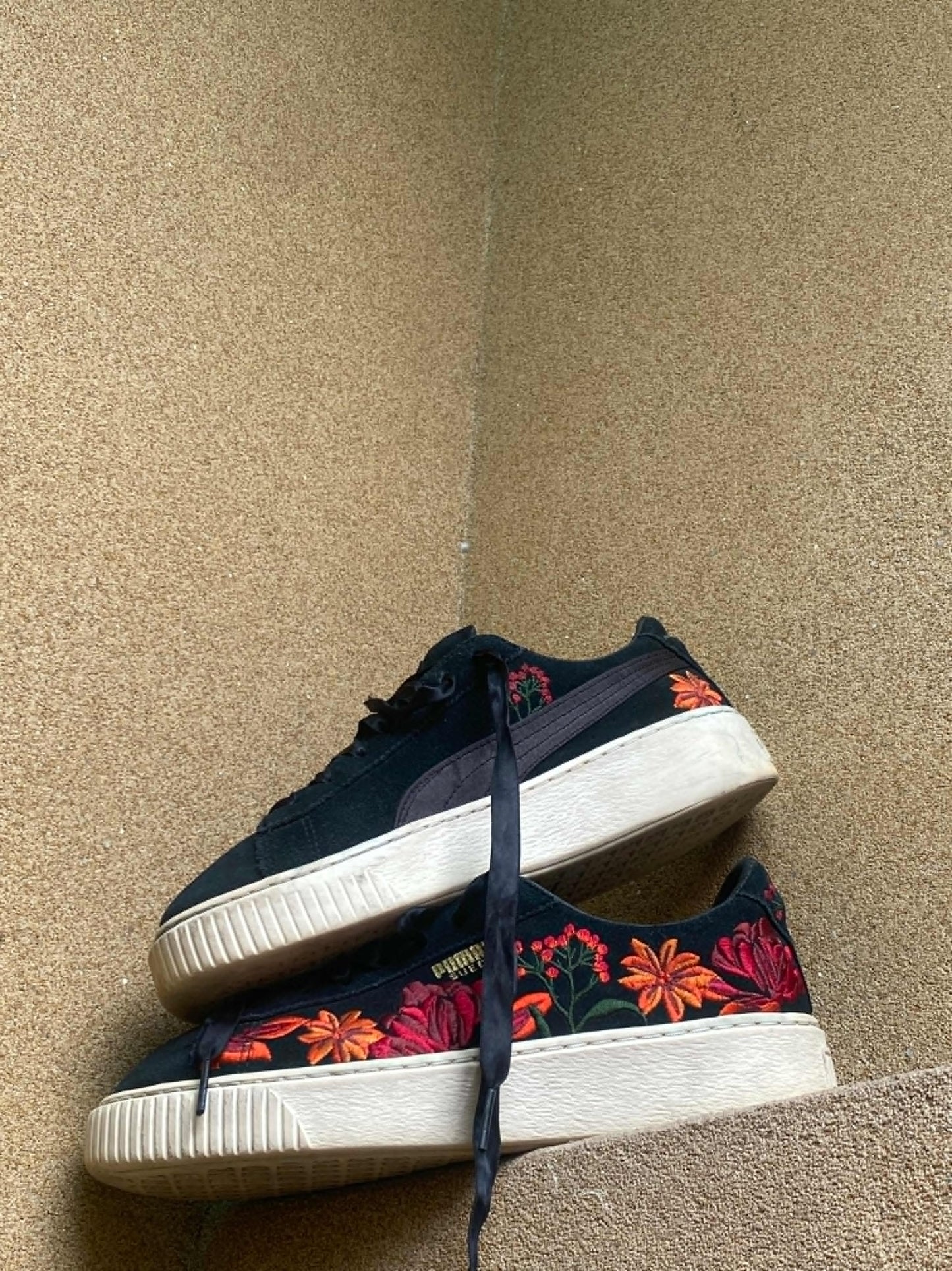 PUMA SUEDE FLORAL VENTI LIMITED β PK 7 8