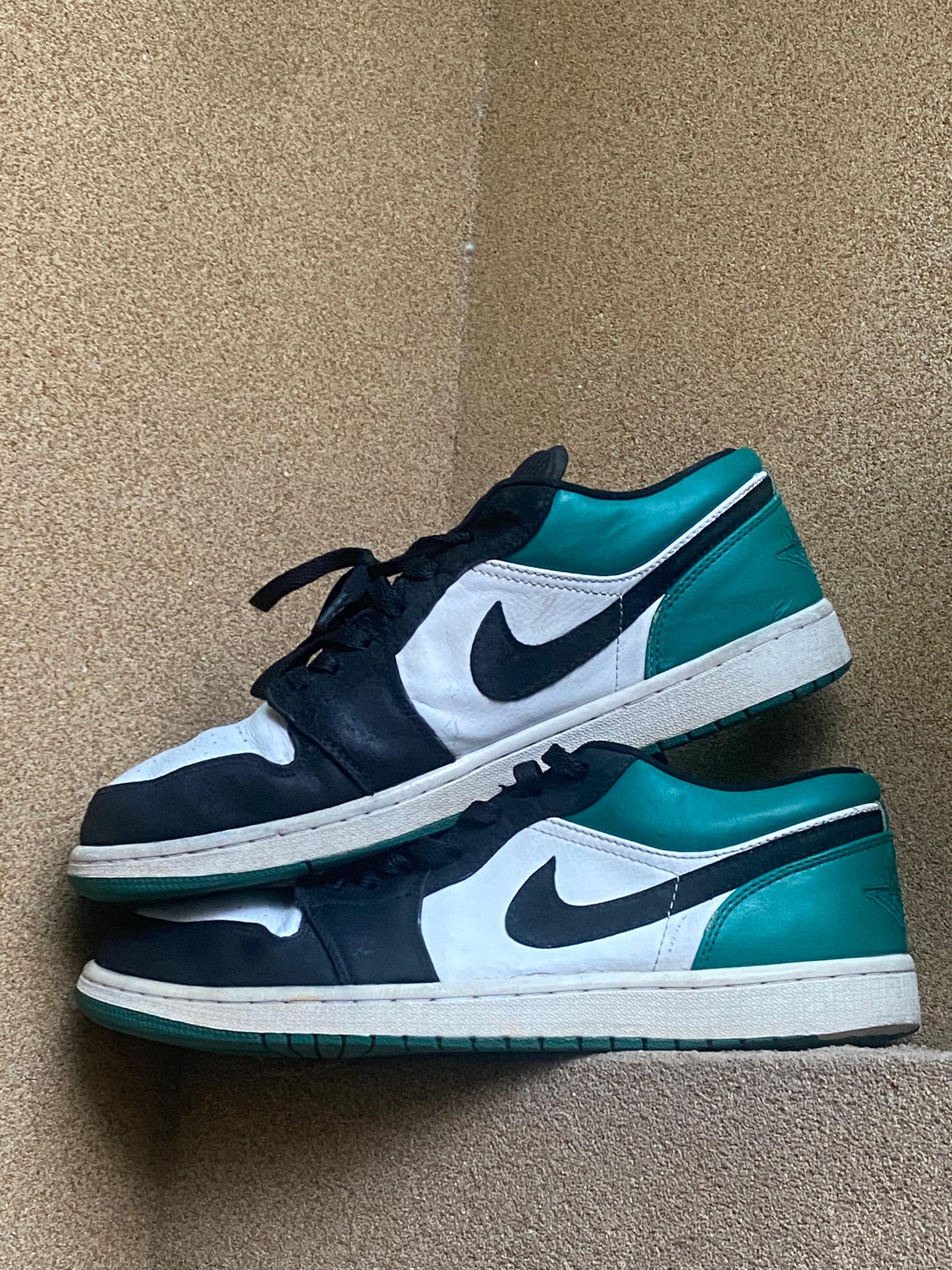 AIR JORDAN 1 LOW MYSTIC GREEN PK 10 11