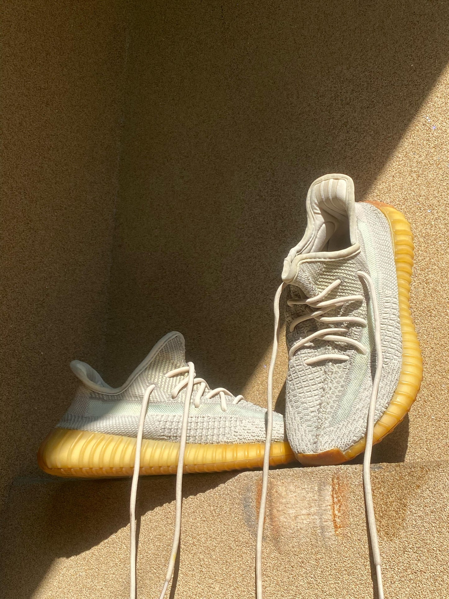 ADIDAS YEEZY 350 BOOST V2β‘