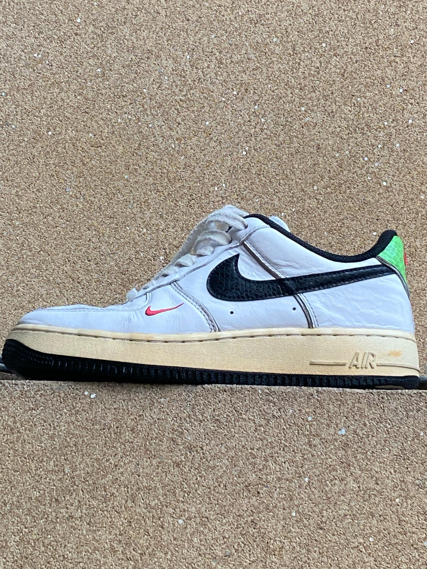 Nike Air Force 1 Low Just Do It White Black Green