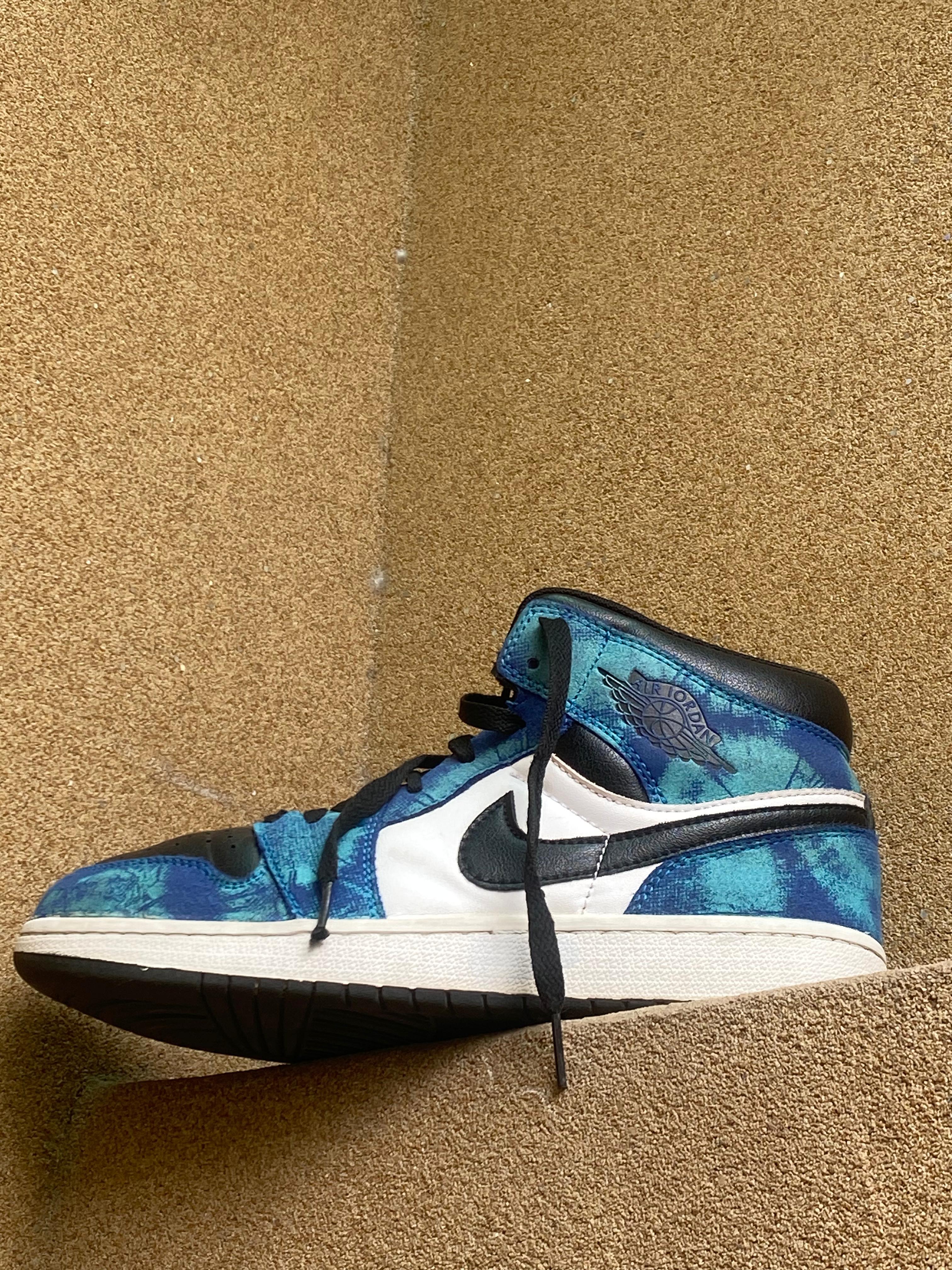 AIR JORDAN 1 MID RETRO HI TIE 💙