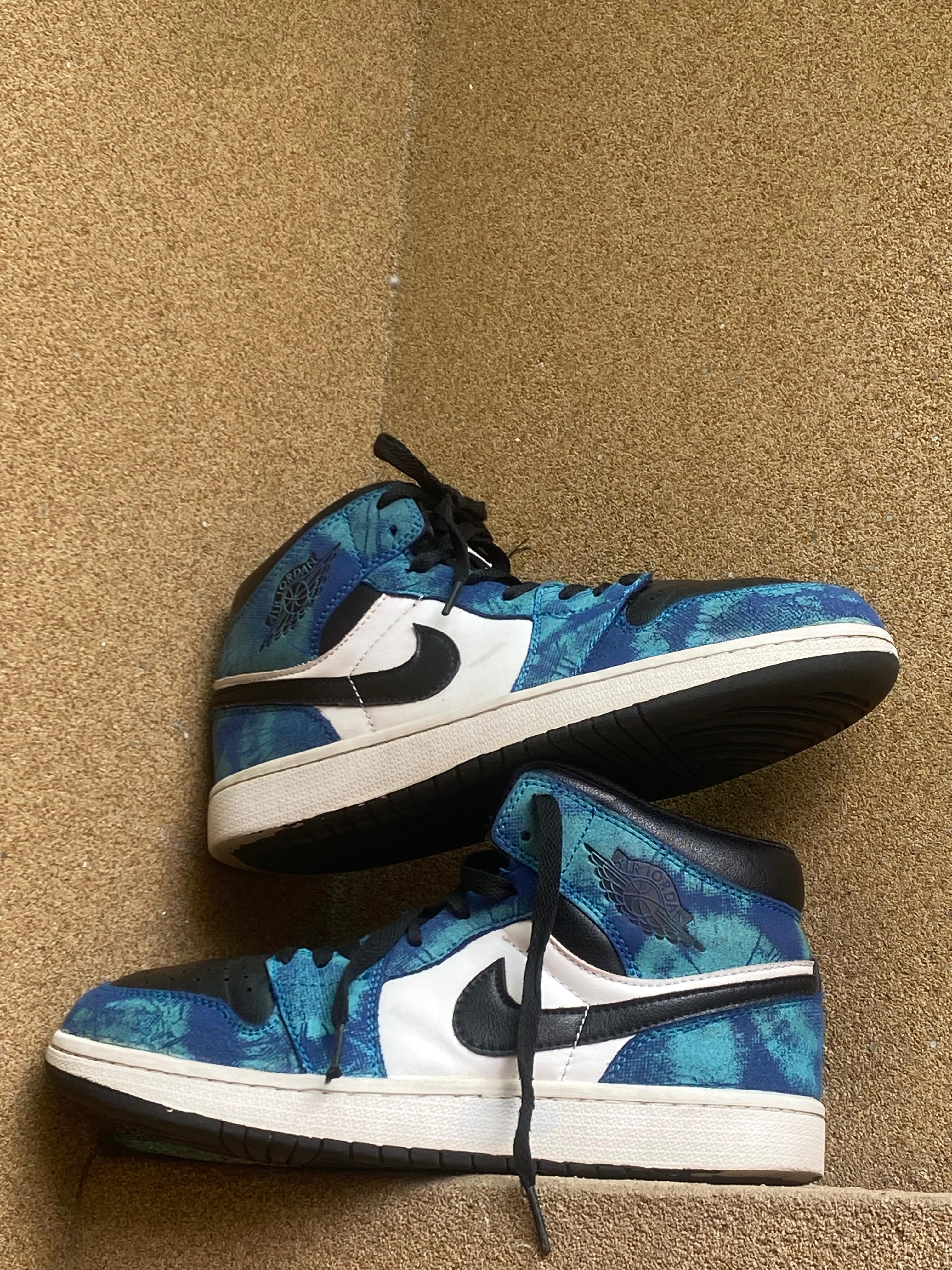 AIR JORDAN 1 MID RETRO HI TIE 💙