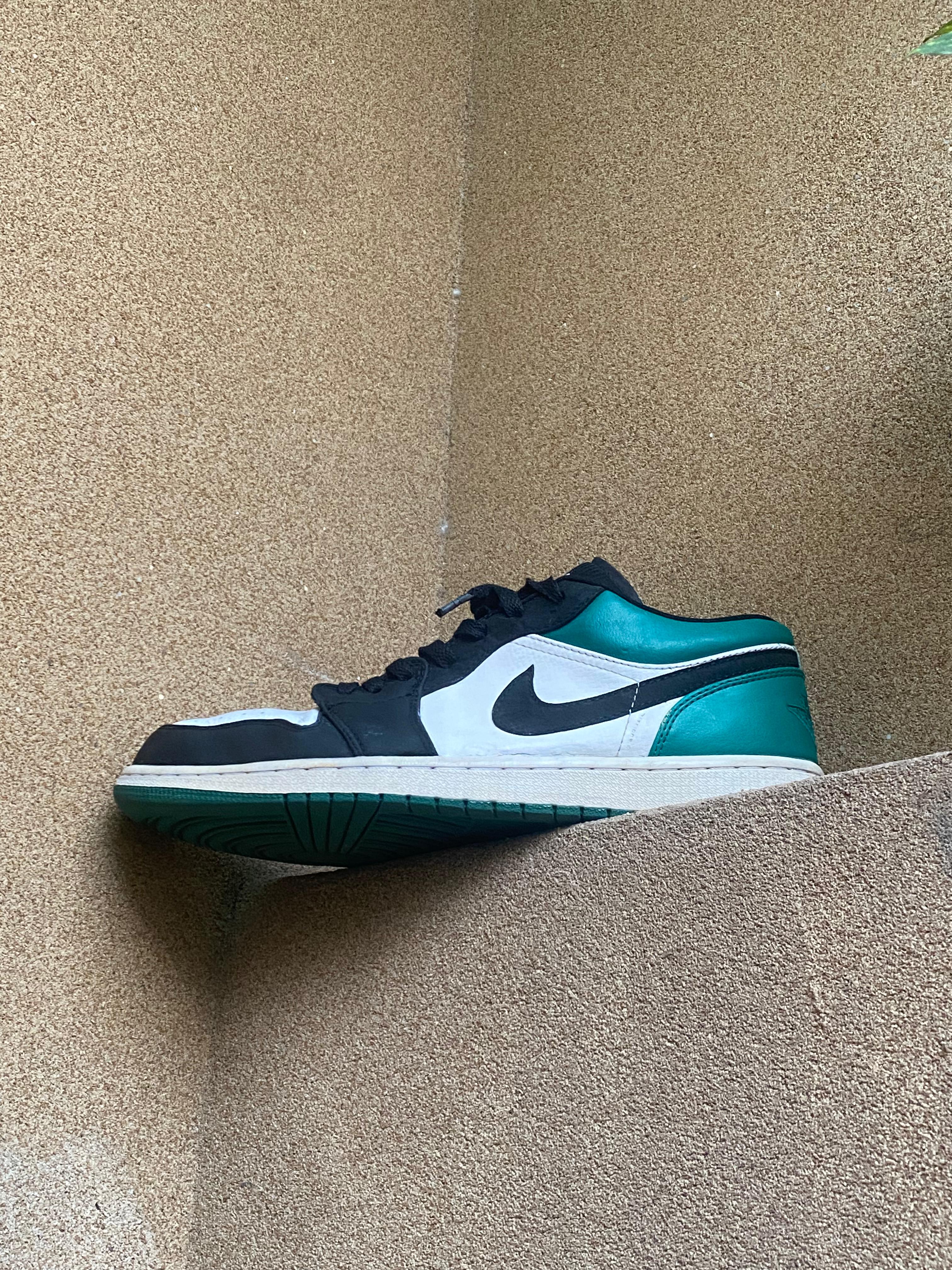 AIR JORDAN 1 LOW MYSTIC GREEN