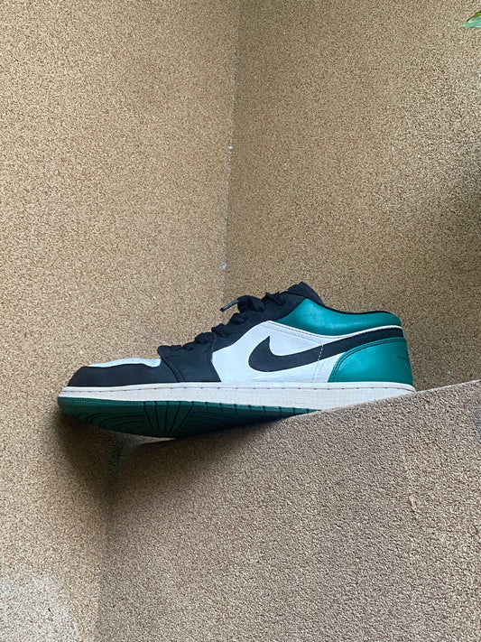 AIR JORDAN 1 LOW MYSTIC GREEN PK 10 11