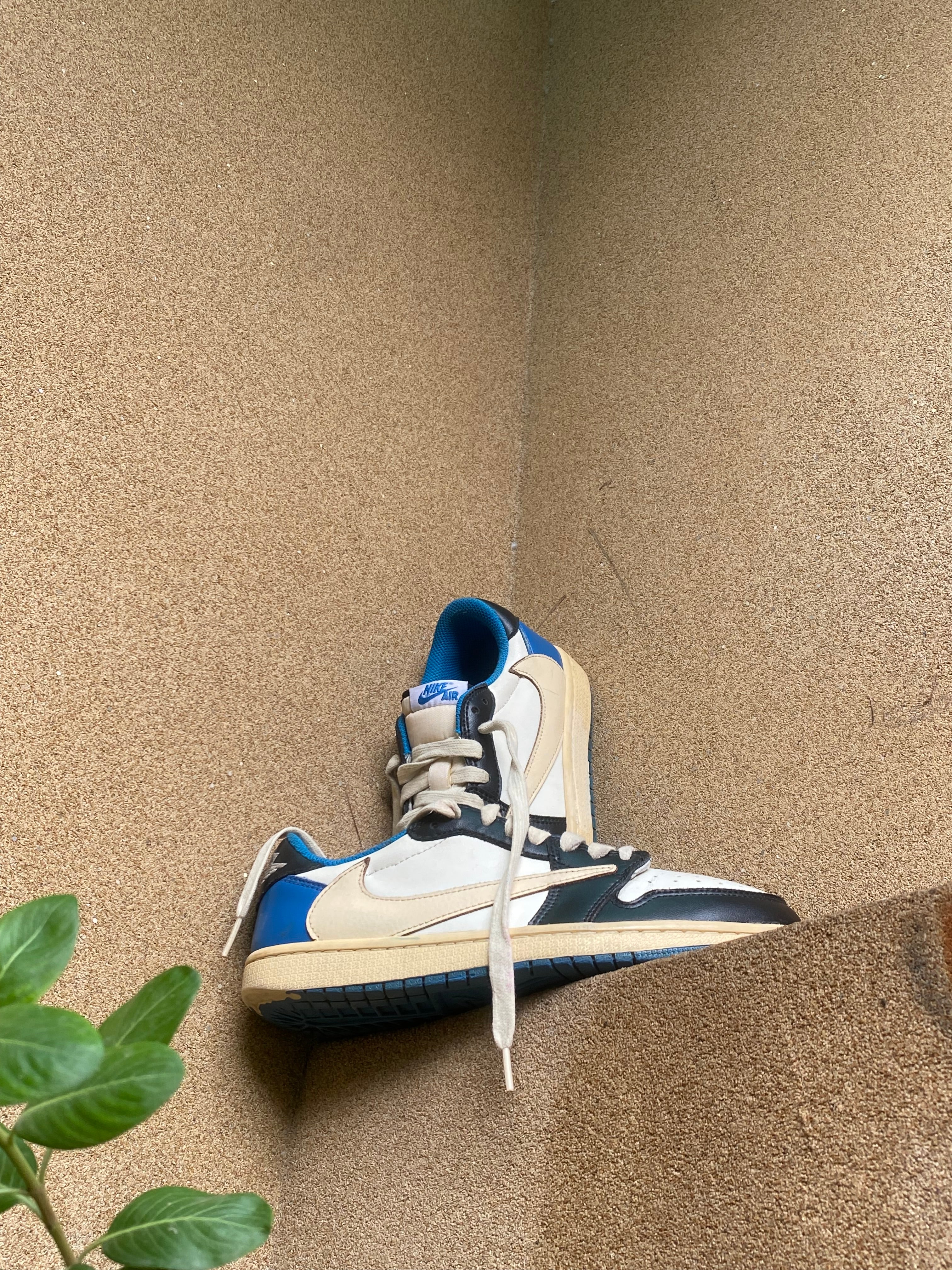 NIKE AIR JORDAN 1 FRAGMENT X TRAVIS SCOTT 💎