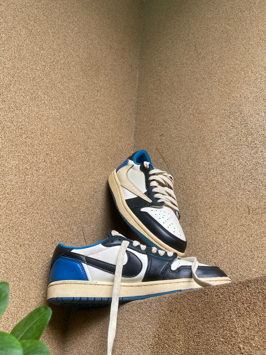 NIKE AIR JORDAN 1 FRAGMENT X TRAVIS SCOTT 💎