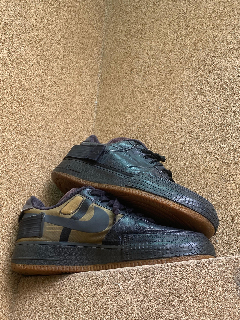 NIKE AF1 BLACK GUM 🕷