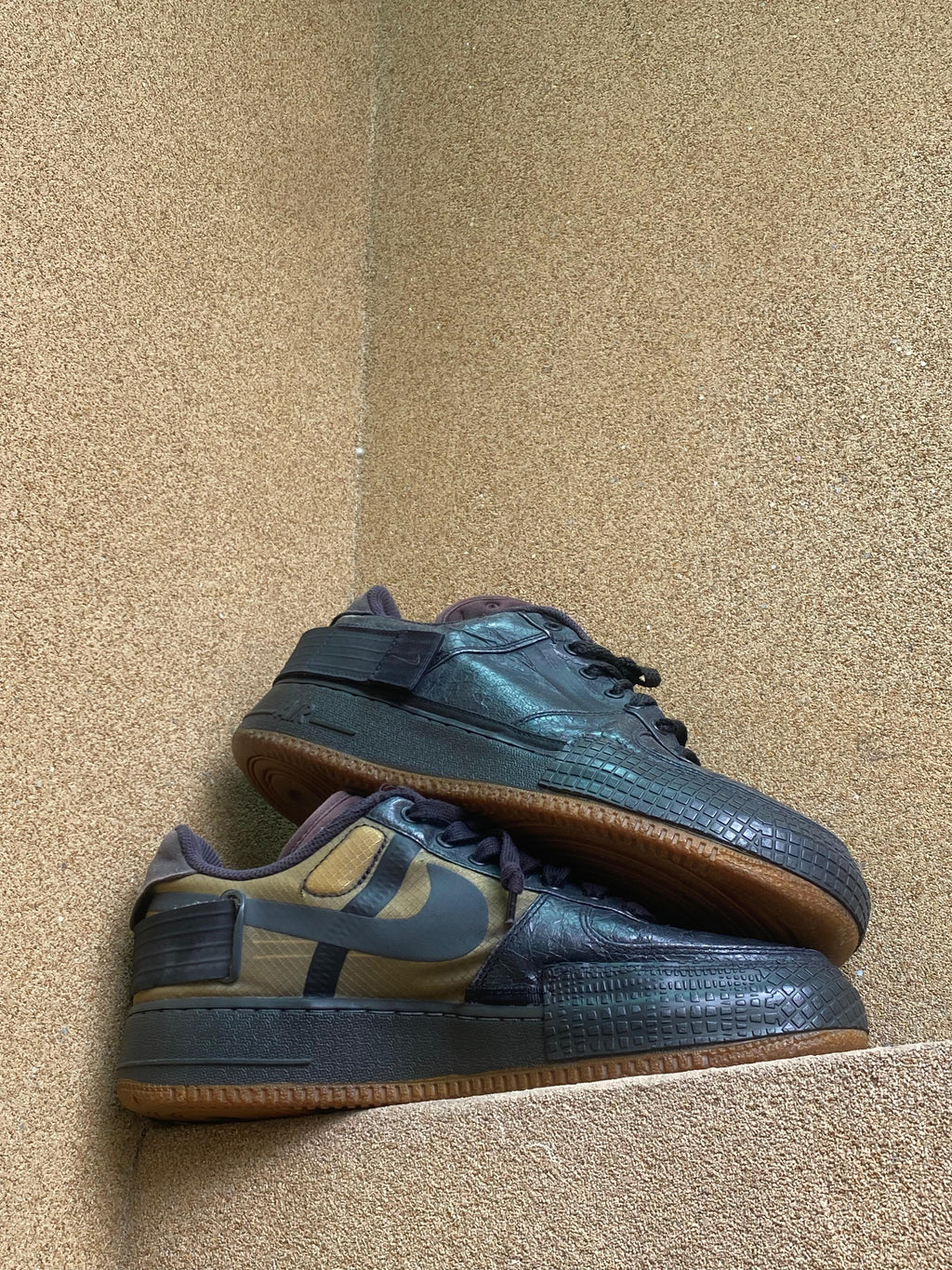 NIKE AF1 BLACK GUM 🕷