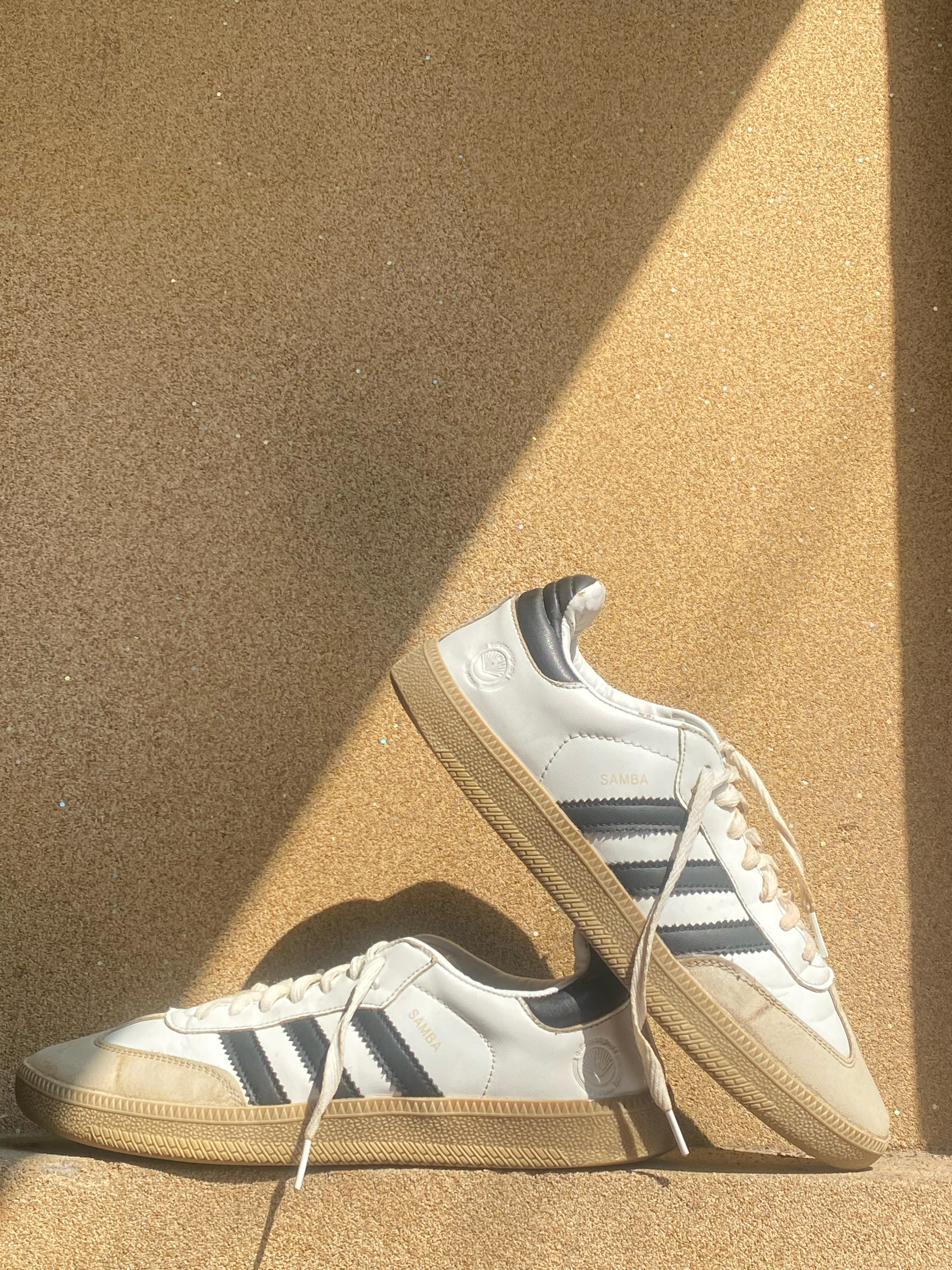 ADIDAS SAMBA XLG WHITE BLACK GUM LEATHER