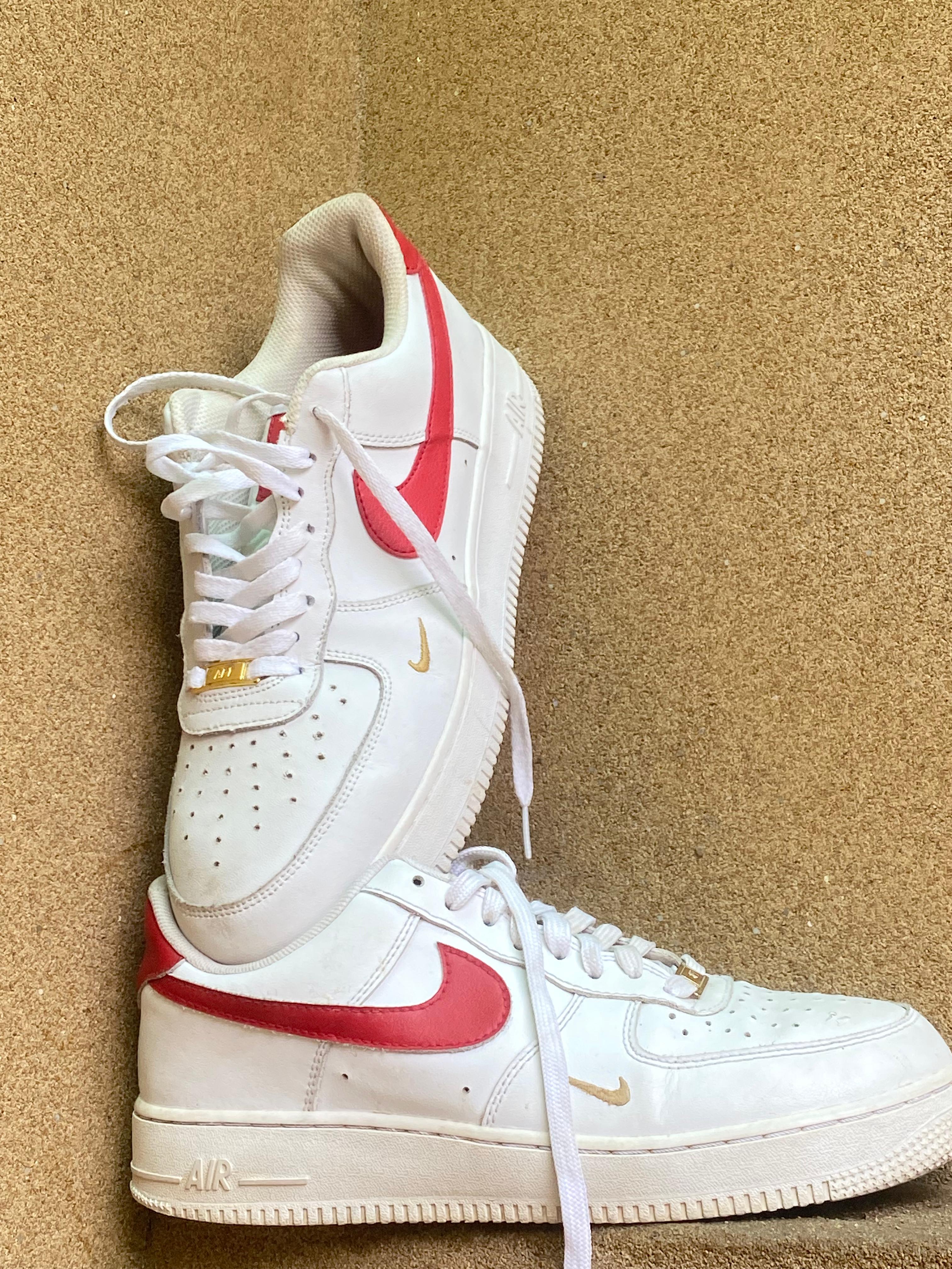 NIKE AIR FORCE 1 07 WHITE GYM RED 🐞